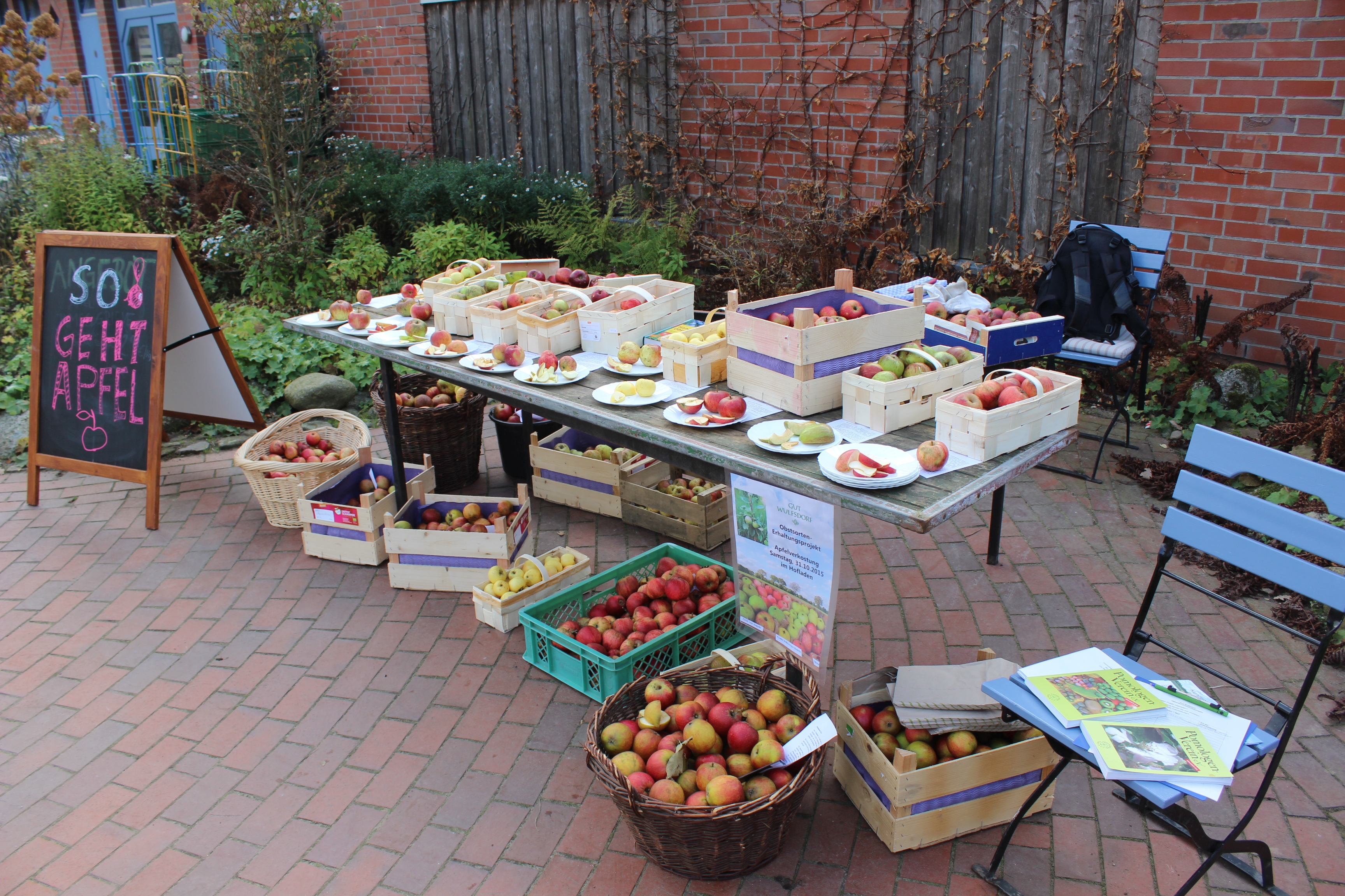 Logo Pomarium Gut Wulfsdorf